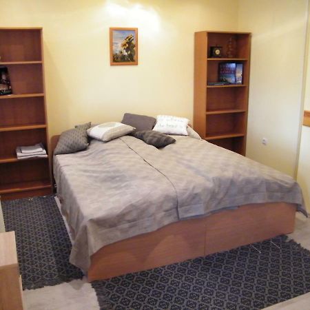 Pal Utcai Apartman Мішкольц Екстер'єр фото